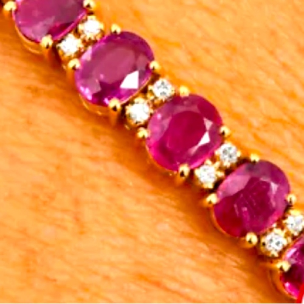 18 kt gold RUBY AND DIAMOND TENNIS BRACELET ON CHAIN 3.1ct